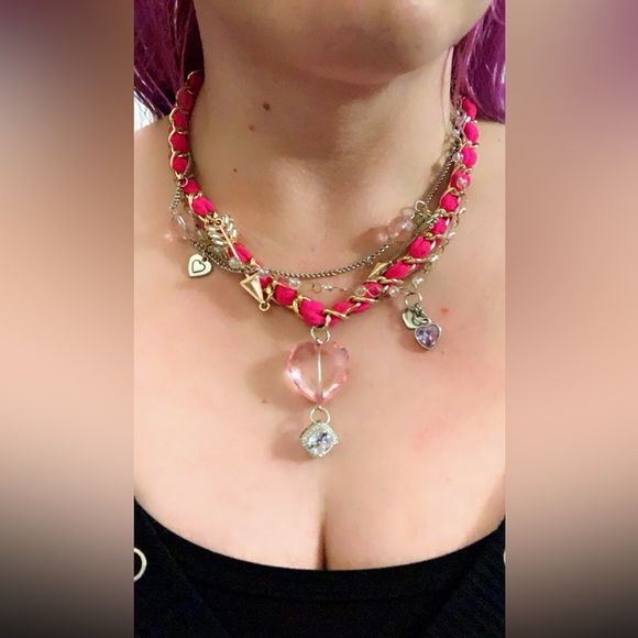 SOLD!!!Hot Pink Gold Blush Chain Statement Necklace - Picture 3 of 7